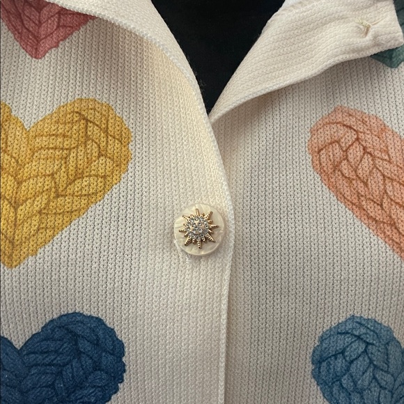 Colorful Heart Patterned Top - Picture 3 of 9